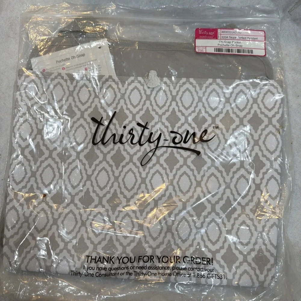 NWT Thirty One Oh Snap Pocket, Pochette 320a Taupe Perfect Pendant 45